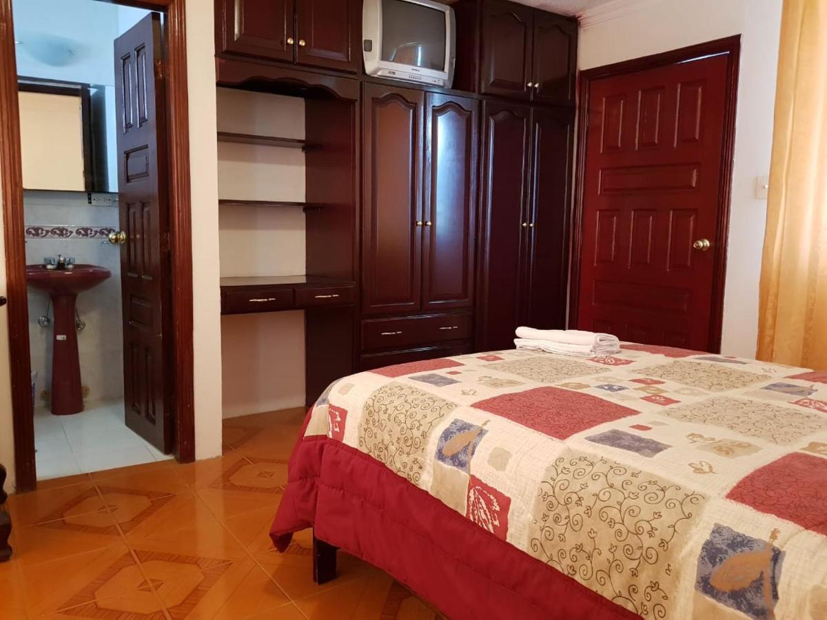 Hotel International Prestige Ambato Exteriör bild