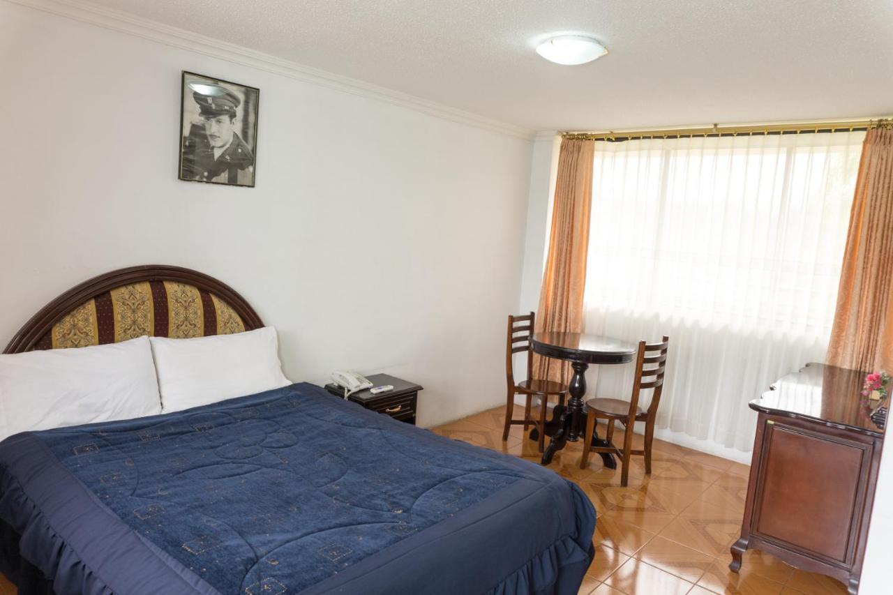 Hotel International Prestige Ambato Exteriör bild